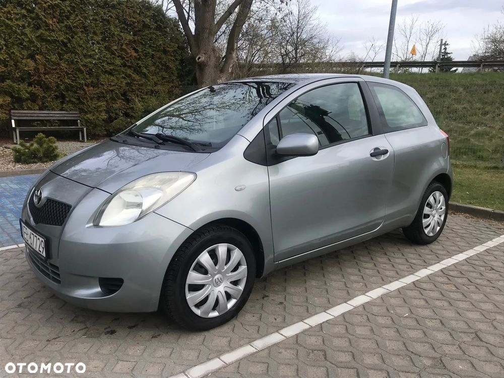 Toyota Yaris 1.0 Terra A/C - 2