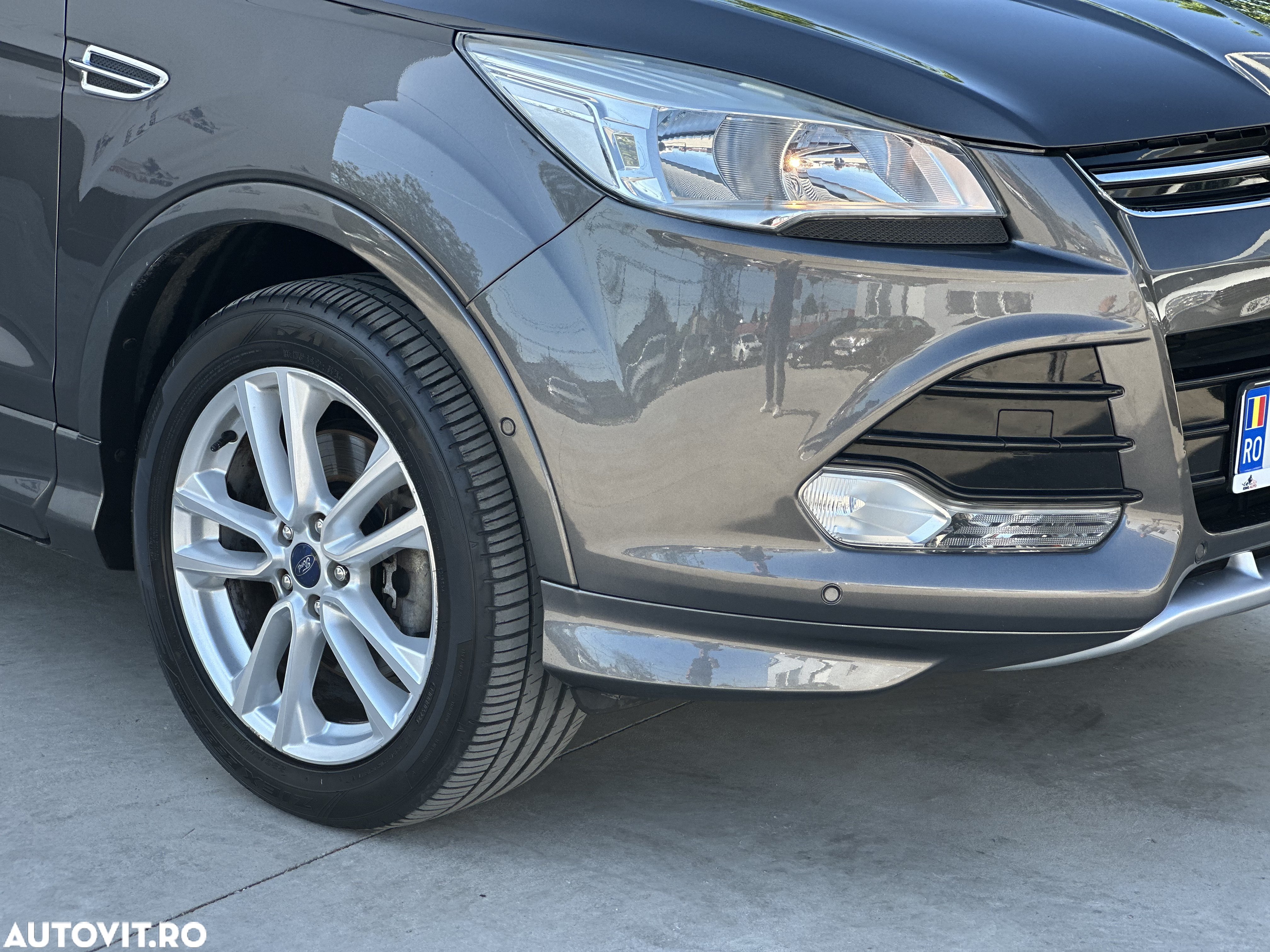 Ford Kuga 2.0 TDCi 4x4 Aut. Business Edition - 16