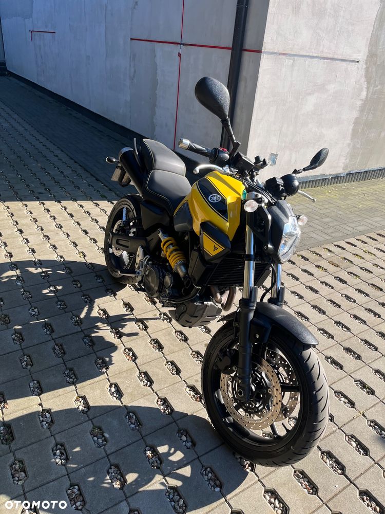 Yamaha MT - 9