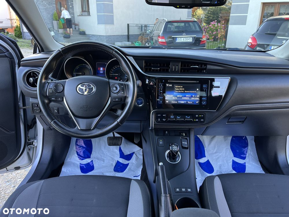 Toyota Auris 1.8 HSD Luna - 14