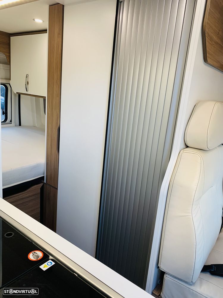 Pilote V600 Pop Up, 140CV - 17