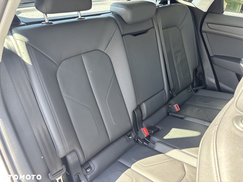 Audi Q3 Sportback - 24