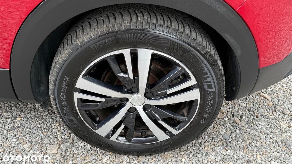 Peugeot 3008 PureTech 130 Stop & Start GPF EAT8 Allure Business-Paket - 38