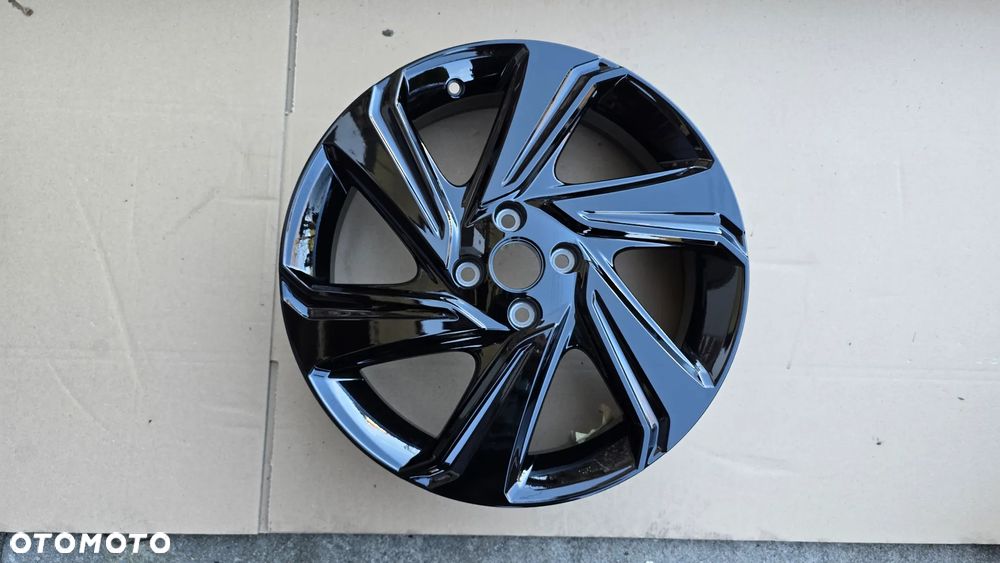 Toyota Aygo X 22- Felga Aluminiowa 17 4x100 ET 40 17x5J - 1