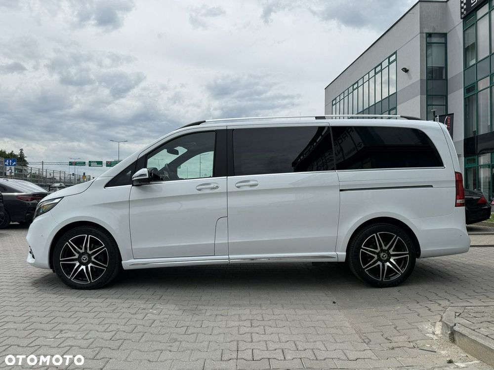 Mercedes-Benz Klasa V - 9