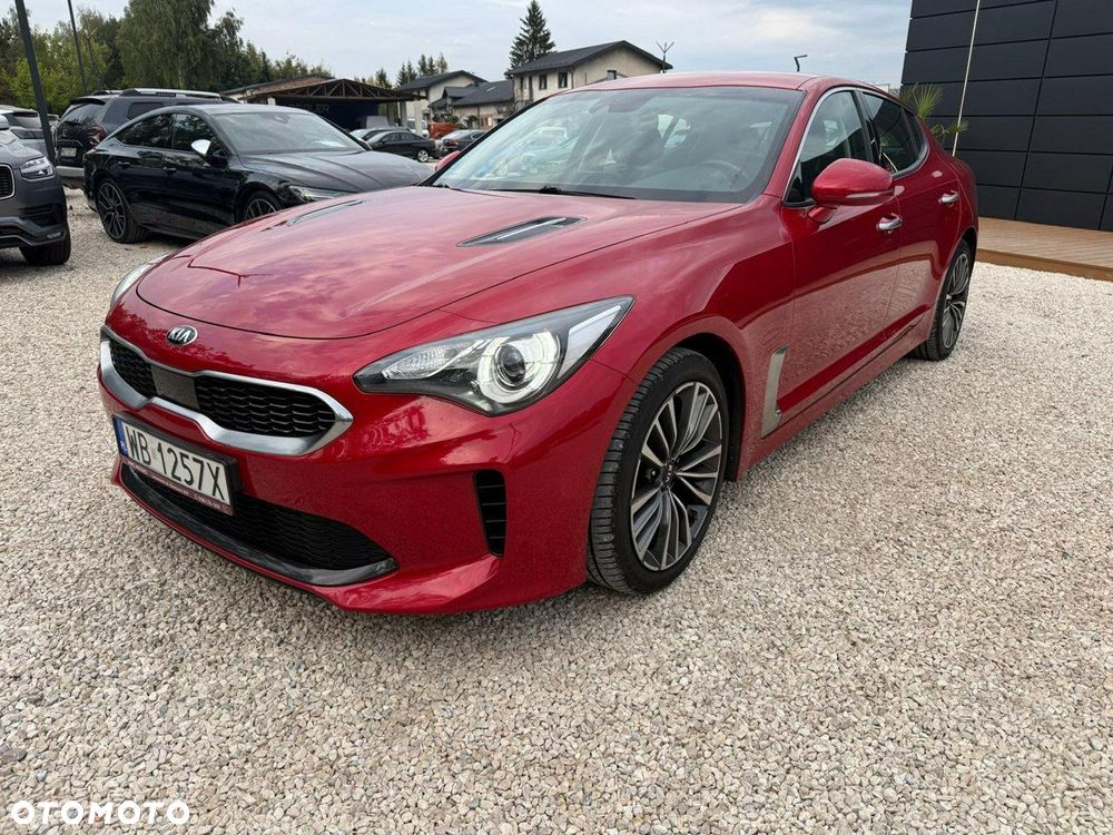 Kia Stinger - 1