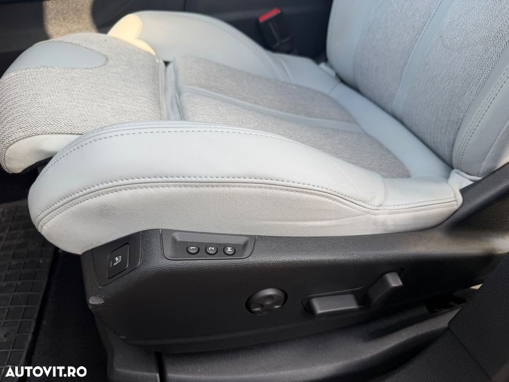 Peugeot 3008 PureTech 130 Stop & Start GPF EAT8 Allure Pack - 9