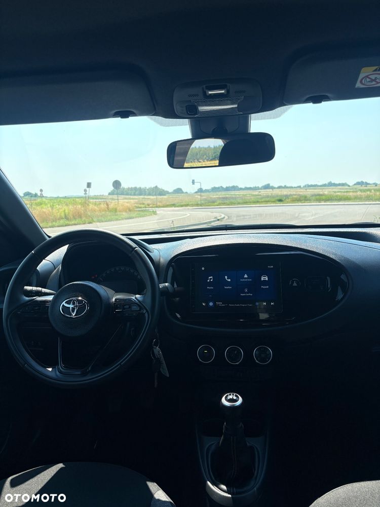 Toyota Aygo x - 26