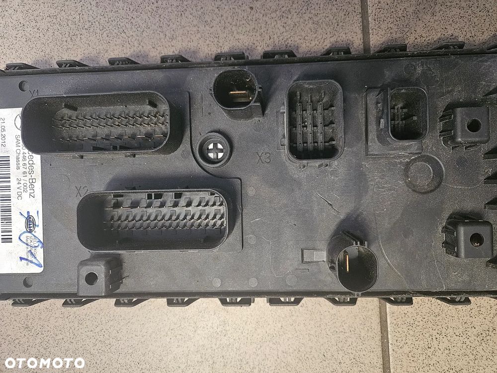 Sterownik Komputer Moduł świateł A0004467961 A0004466761 Mercedes MP - 4
