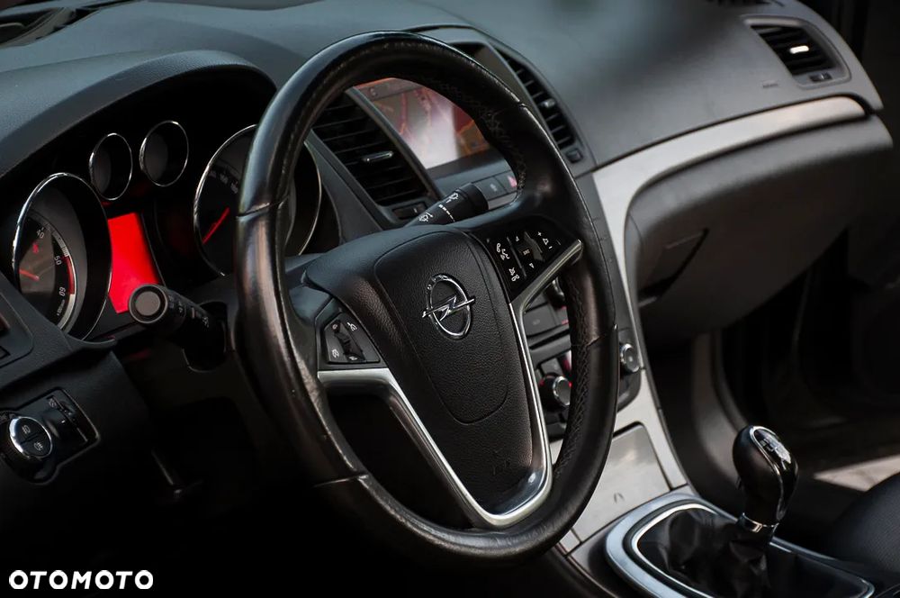 Opel Insignia - 28