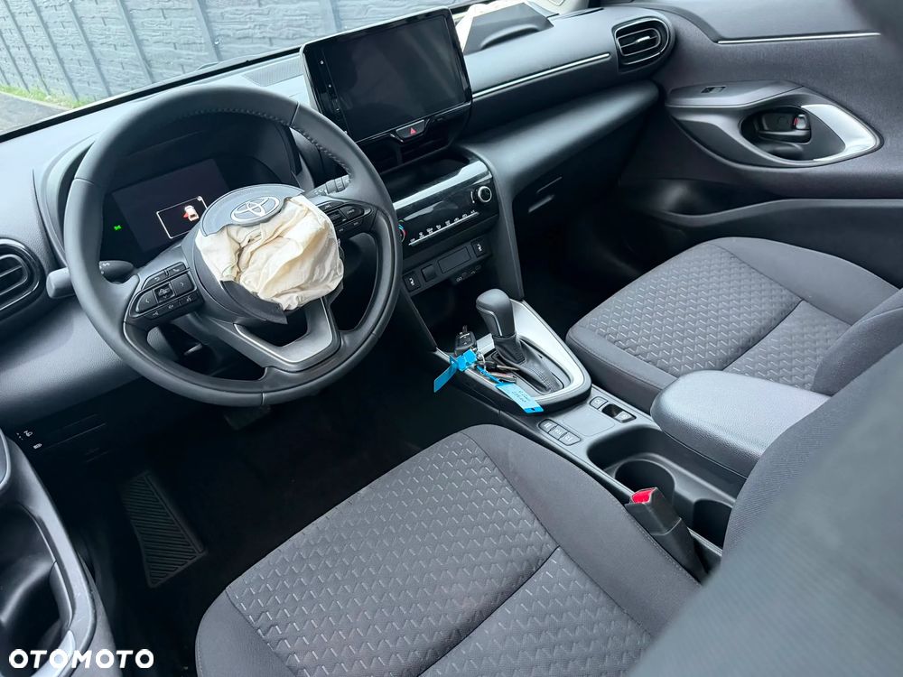 Toyota Yaris Cross Hybrid 1.5 Comfort - 13