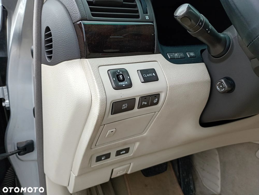 Lexus LS 460 Elite AWD - 20