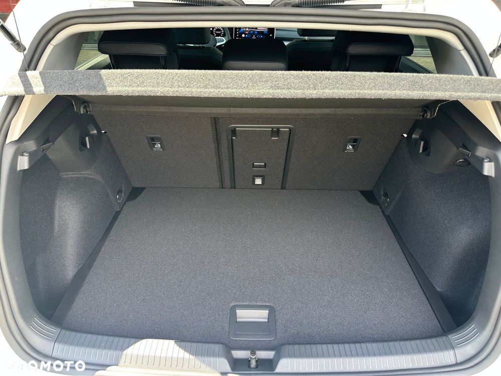 Volkswagen Golf 1.5 eTSI mHEV Life Plus DSG - 28