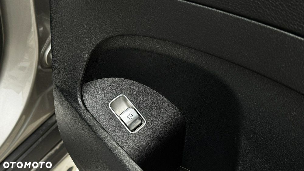 Mercedes-Benz GLS - 22