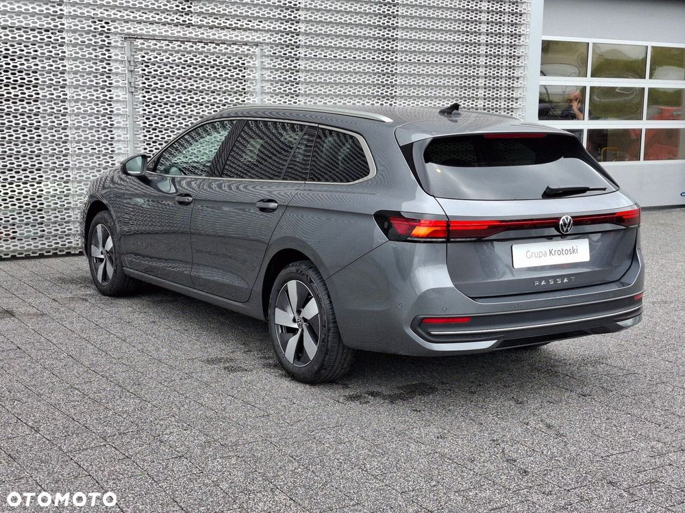 Volkswagen Passat - 7