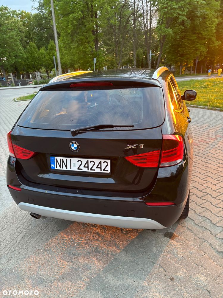 BMW X1 sDrive18i - 14