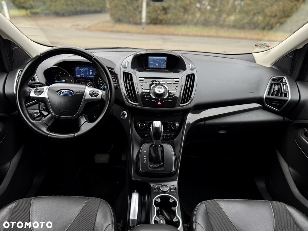 Ford Kuga 2.0 TDCi 4x4 Titanium - 32