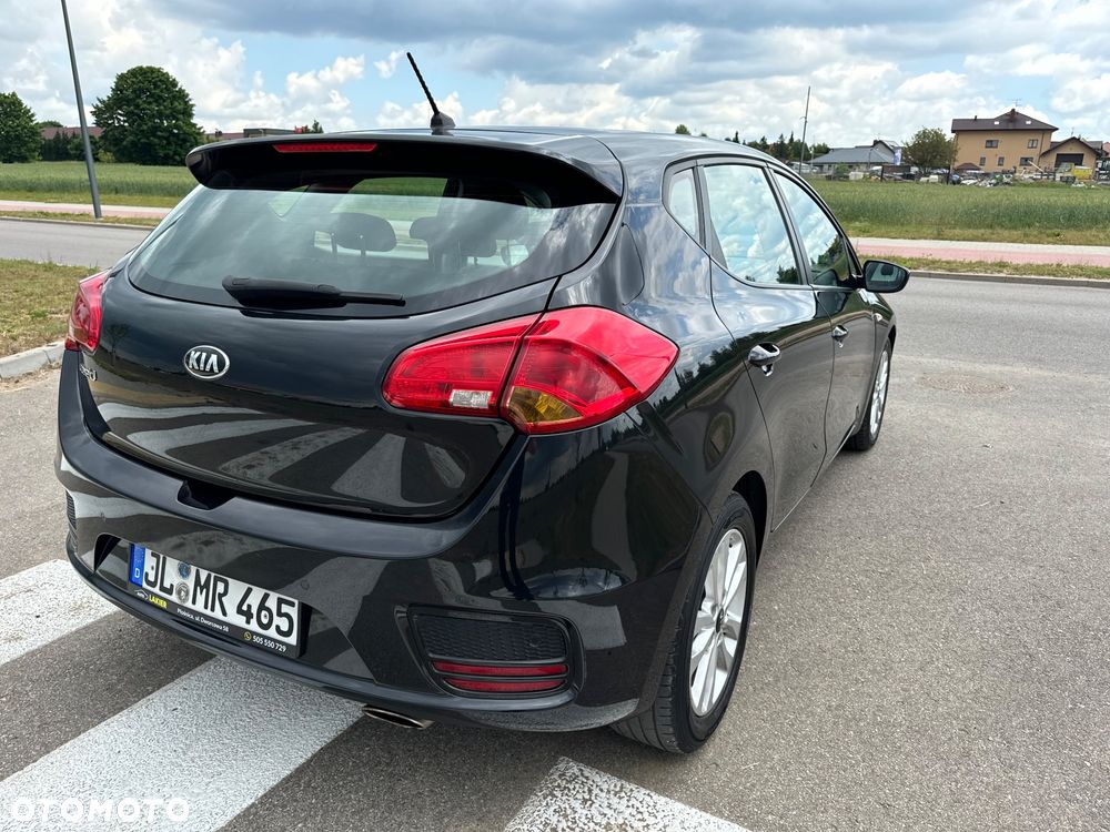 Kia Ceed - 3