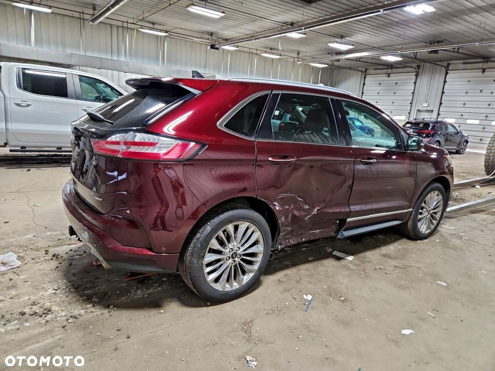 Ford Edge - 4