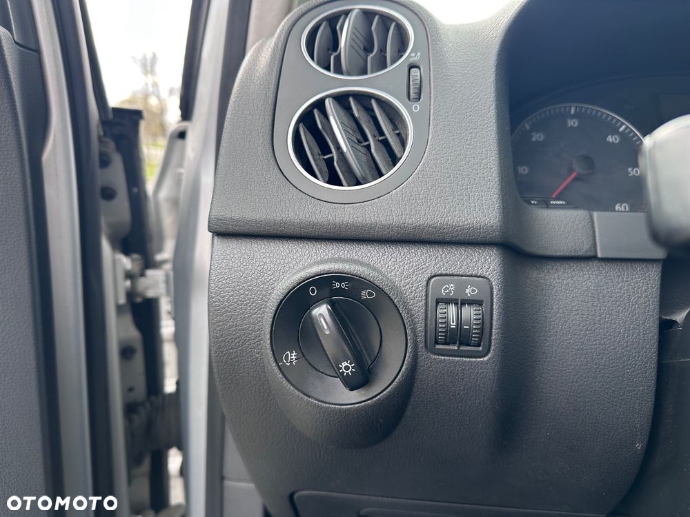 Volkswagen Golf Plus 1.9 TDI Goal - 12