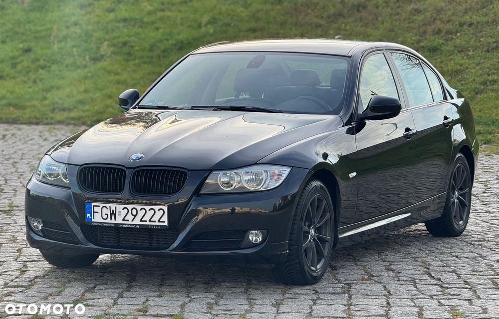 BMW Seria 3 318d - 4