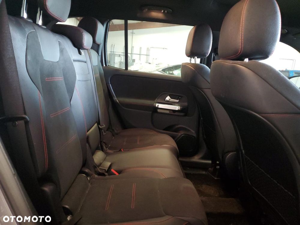 Mercedes-Benz GLB ver-250-amg-line-8g--dct - 12