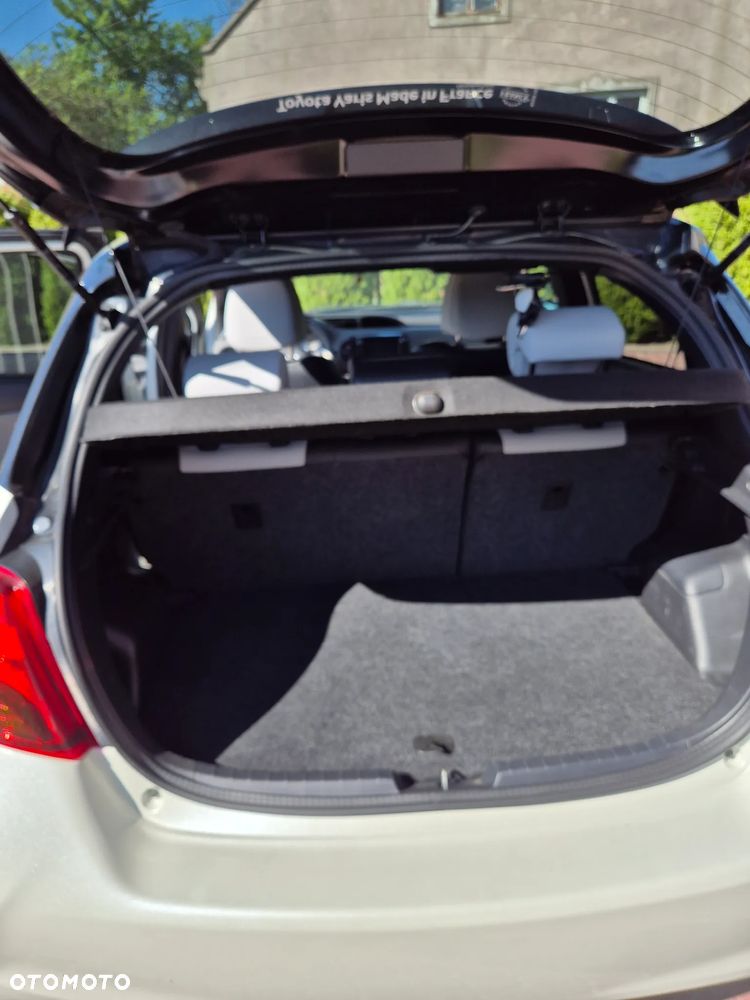Toyota Yaris 1.5 VVT-i Style Selection - 23