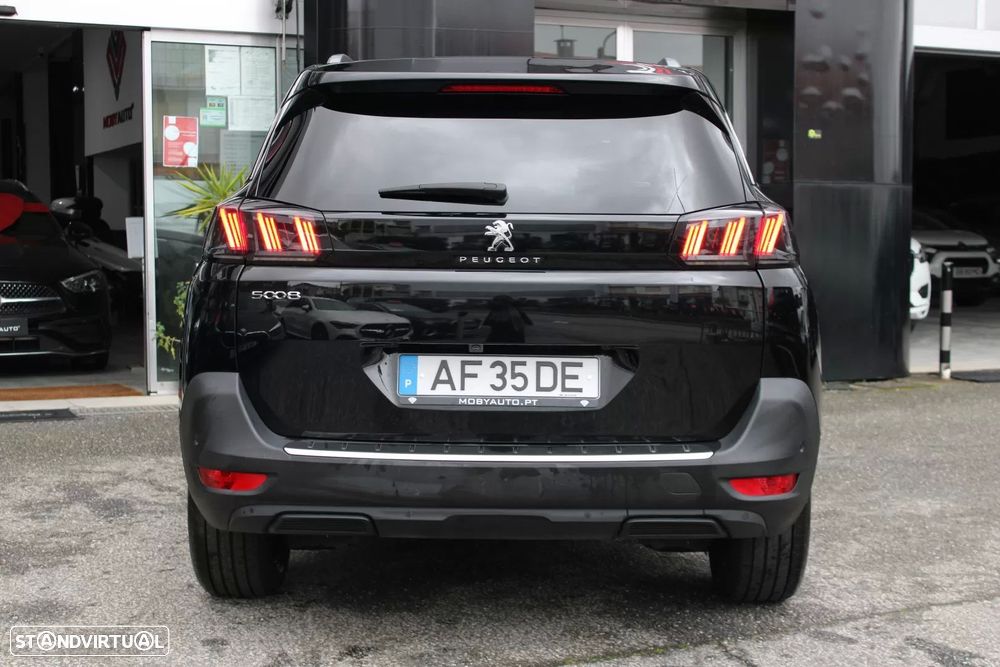 Peugeot 5008 1.5 BlueHDi Allure Pack EAT8 - 28