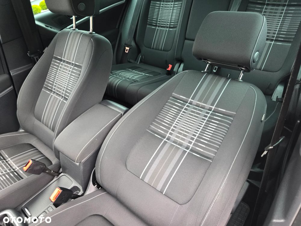 Volkswagen Tiguan 2.0 TDI SCR BlueMotion Technology Lounge Sport & Style - 28