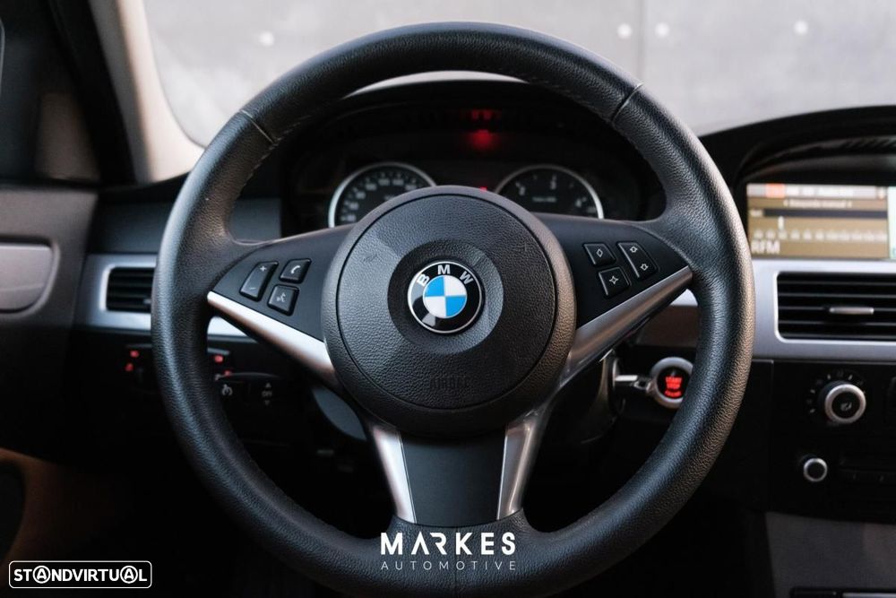 BMW 520 d Executive - 17