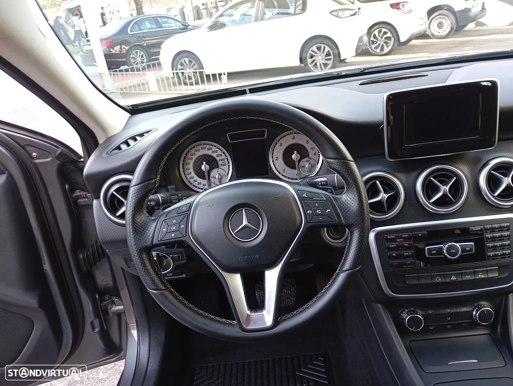 Mercedes-Benz A 180 CDI 7G-DCT Urban - 6