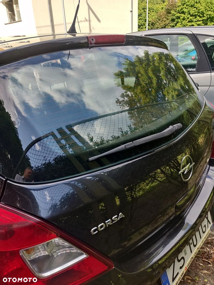 Opel Corsa 1.4 16V Enjoy - 15
