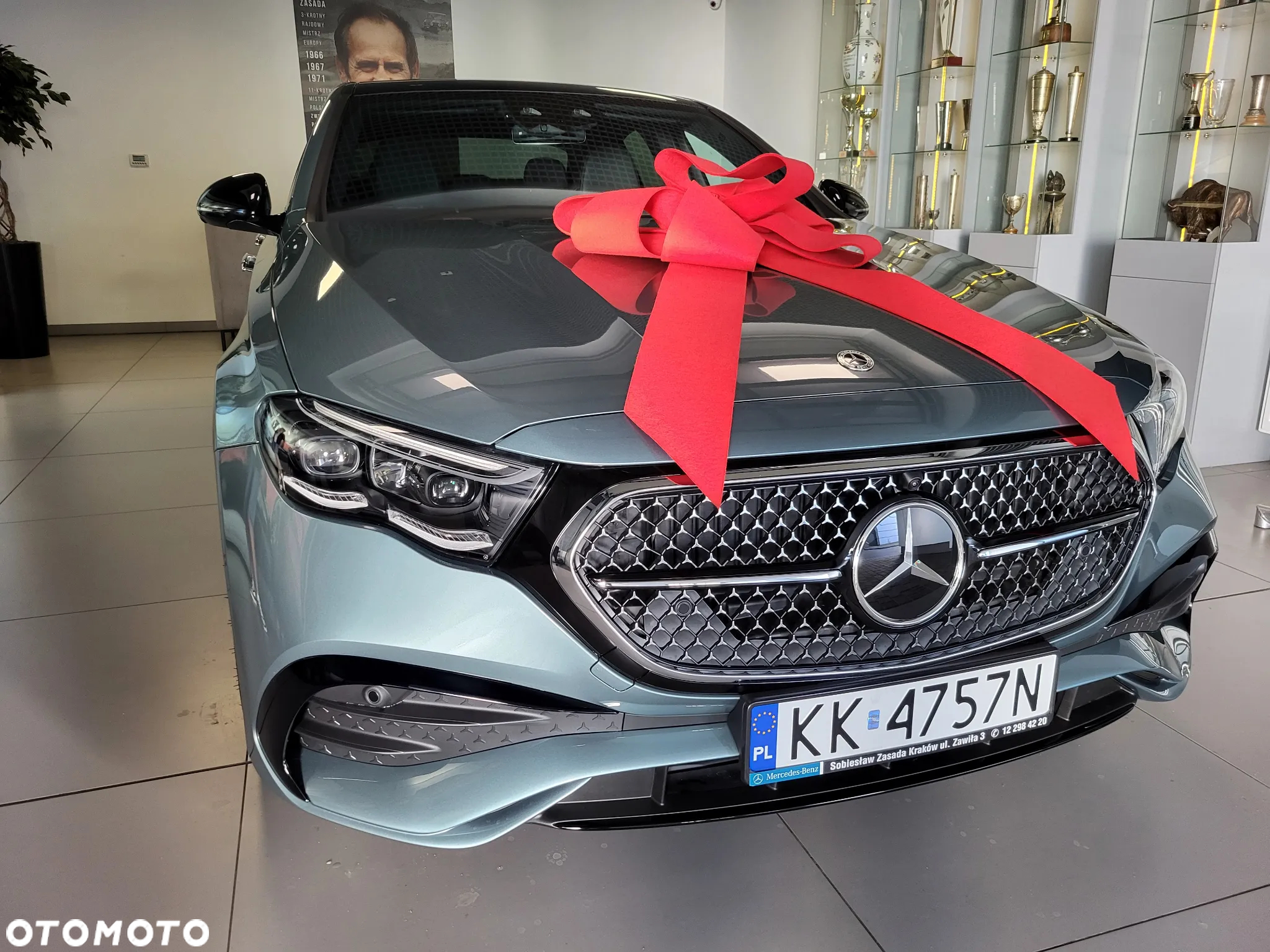 Mercedes-Benz Klasa E 200 4-Matic AMG - 2