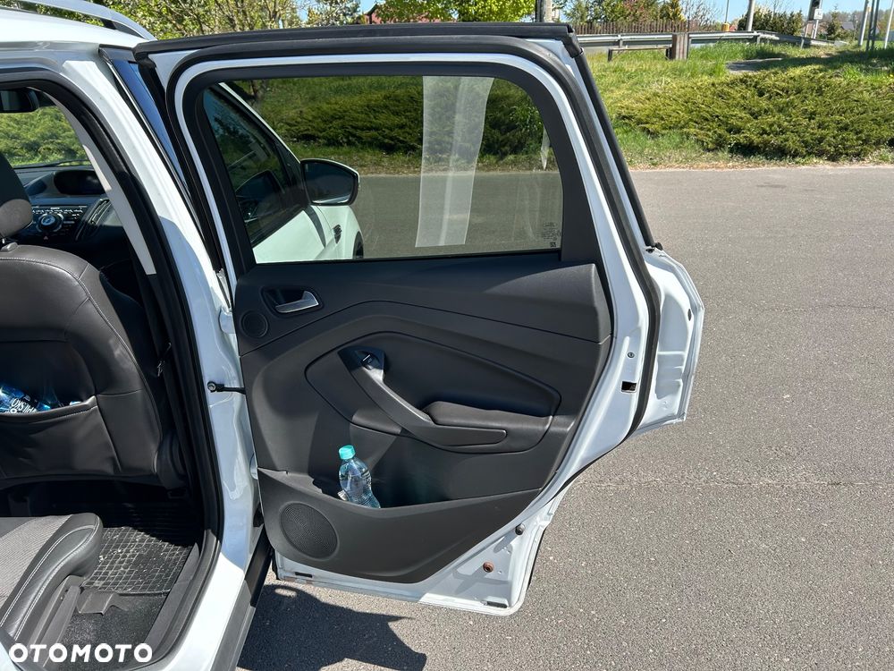 Ford Kuga - 18