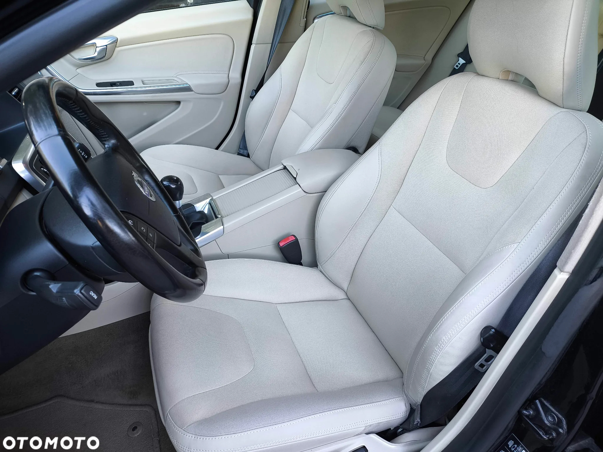 Volvo S60 D3 Momentum - 10