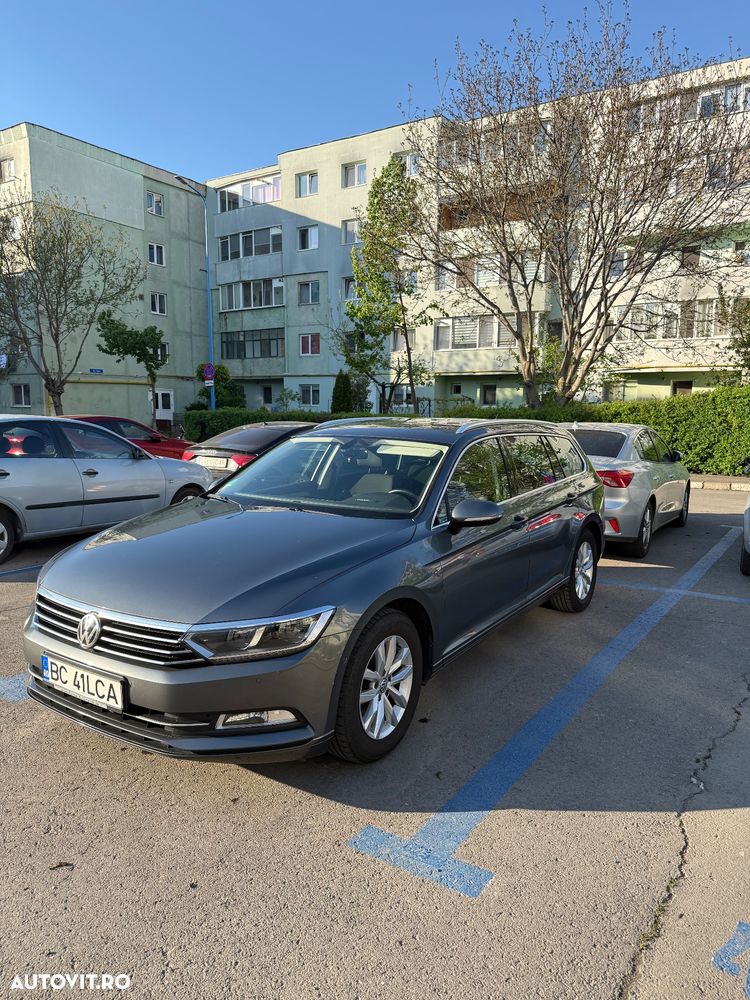 Volkswagen Passat 2.0 TDI DSG (BlueMotion Technology) Comfortline - 2