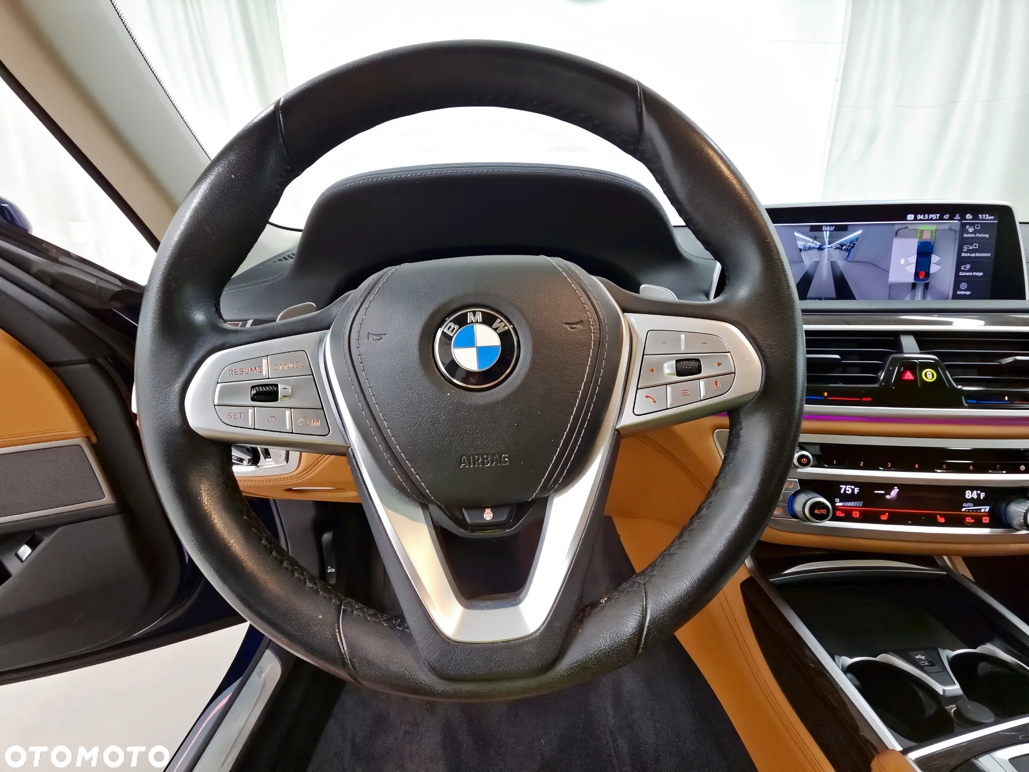 BMW Seria 7 740i sport - 9