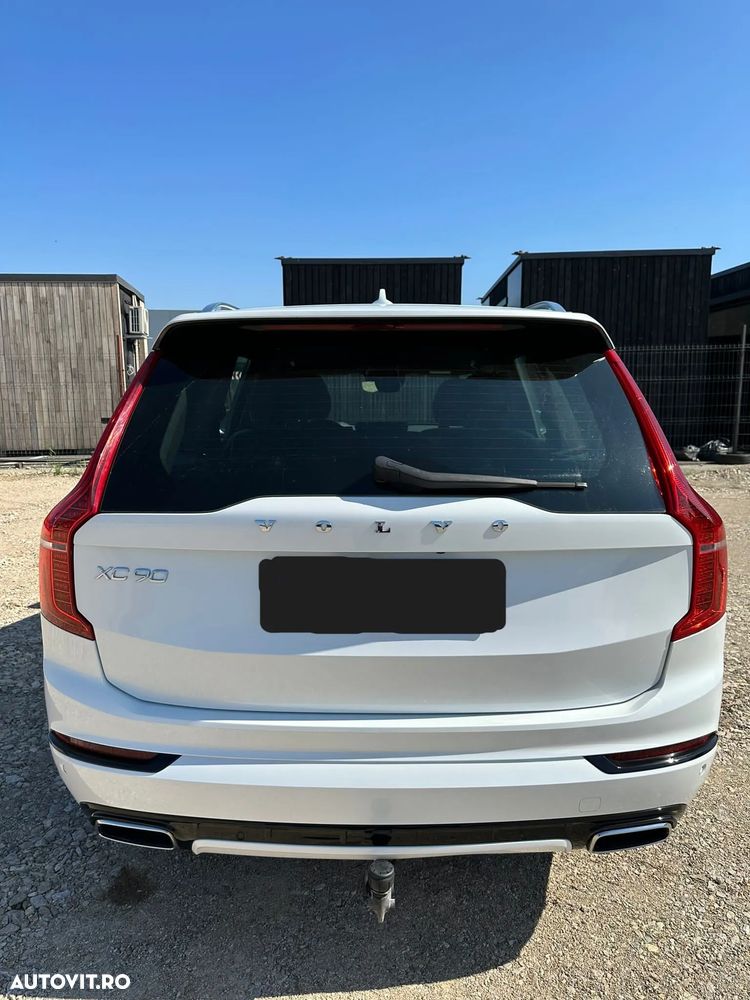 Volvo XC 90 D5 AWD Geartronic RDesign - 2