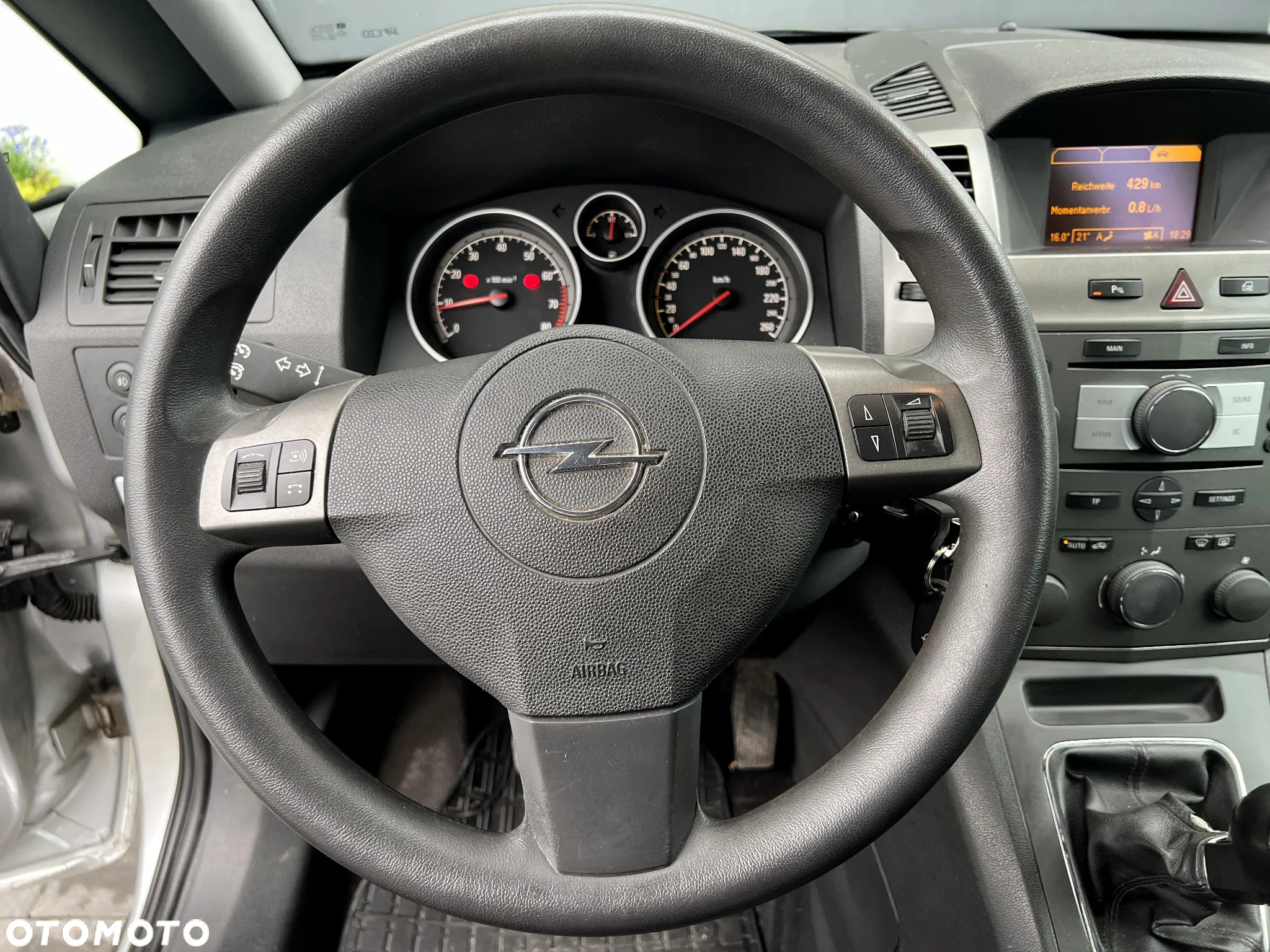 Opel Zafira 1.8 Edition - 10