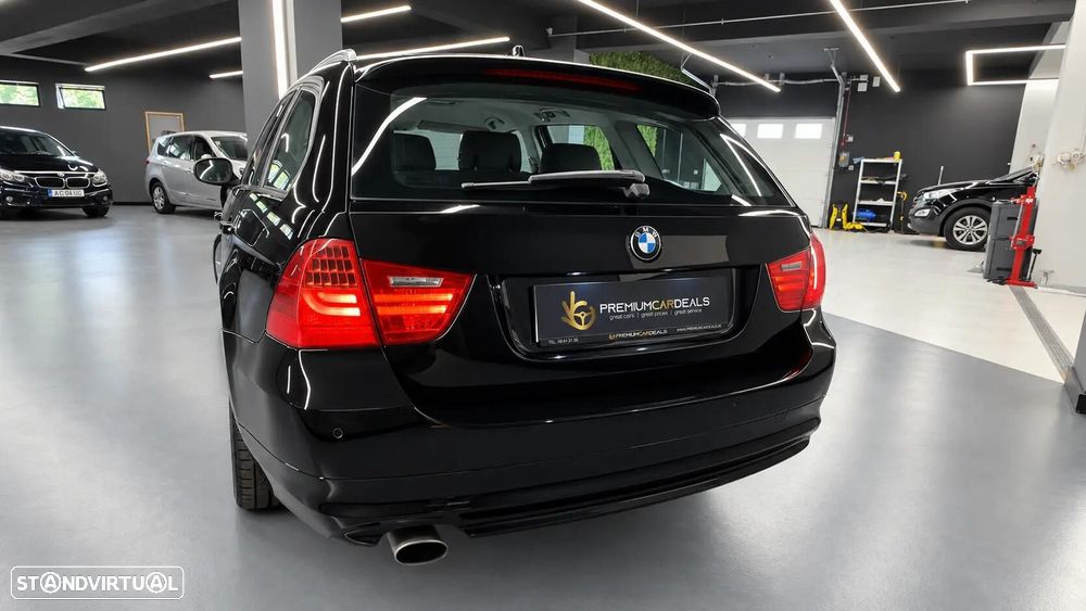 BMW 318 d Navigation - 11