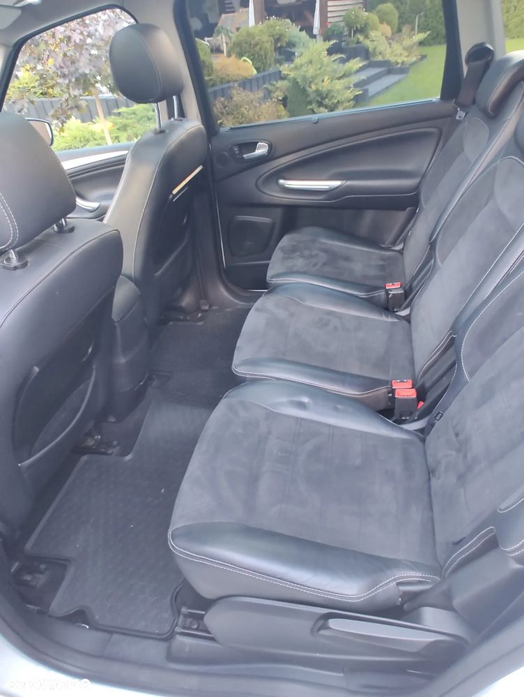 Ford S-Max 2.0 TDCi DPF Titanium - 10