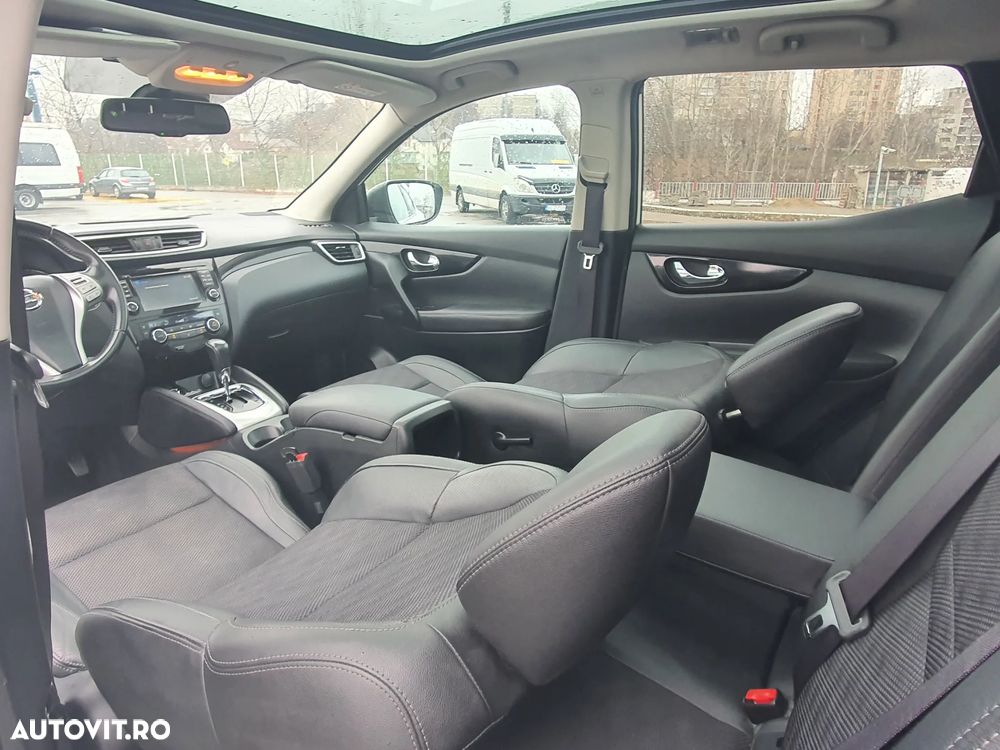 Nissan Qashqai 1.6 DCI Xtronic TEKNA+ - 8