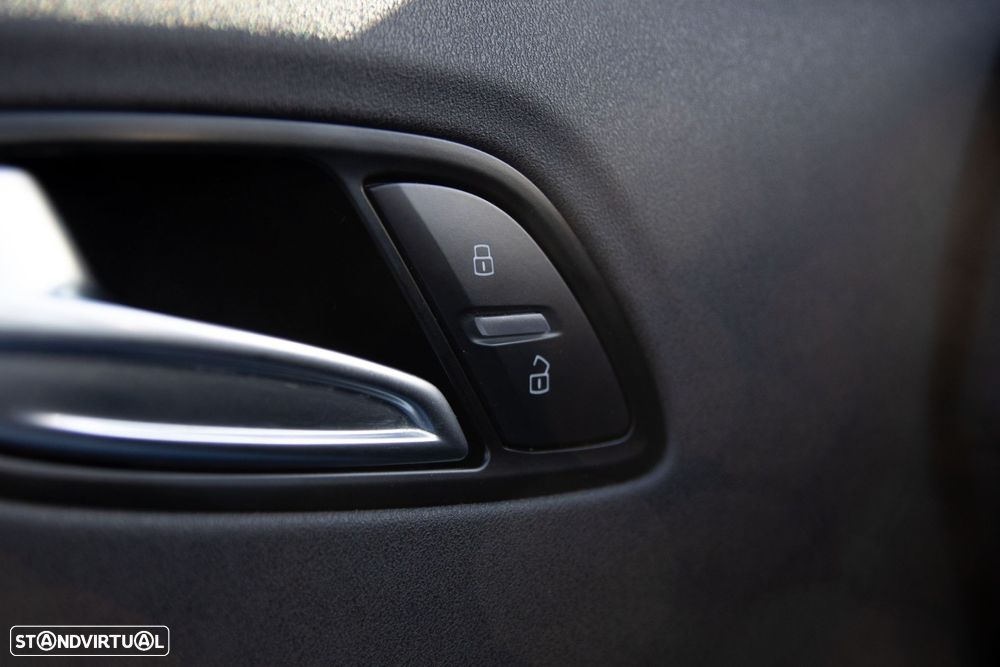 Audi TT Roadster 2.0 TFSi S Tronic - 38