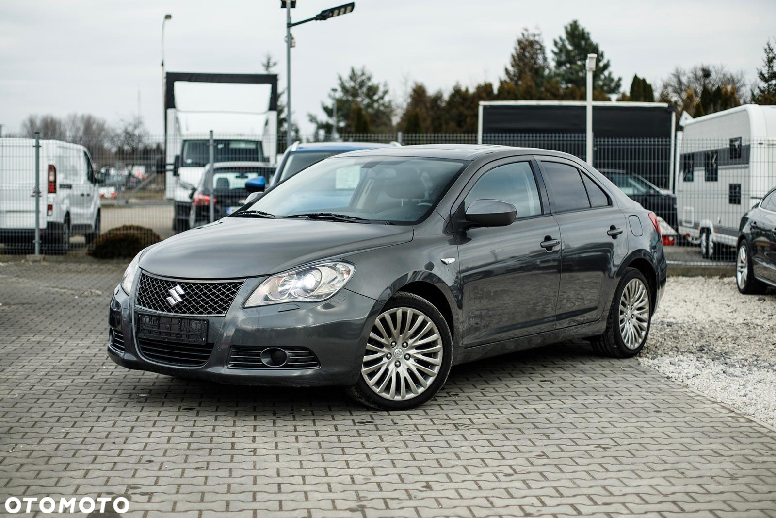 Suzuki Kizashi 2.4 Sport 4WD CVT - 3