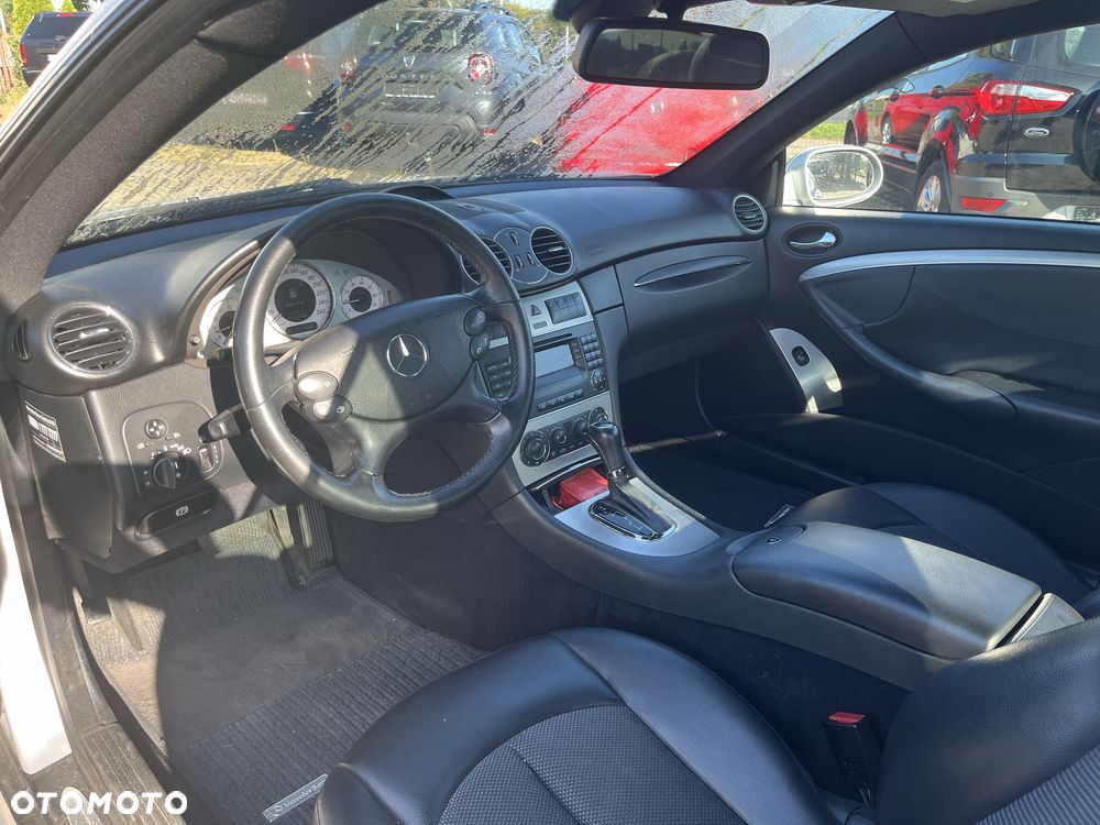 Mercedes-Benz CLK - 6