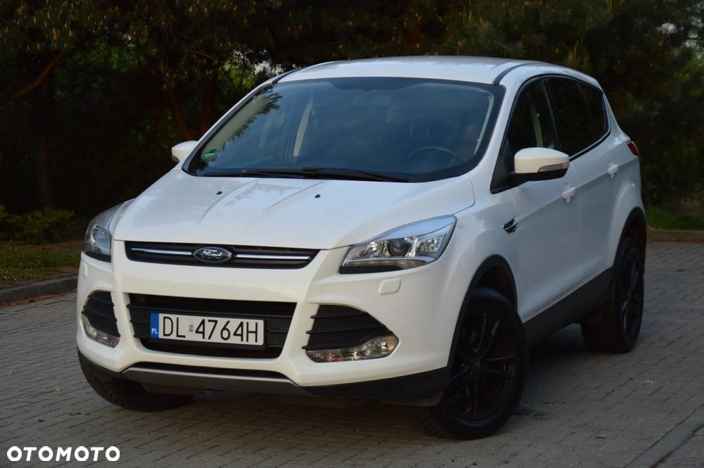 Ford Kuga 1.5 EcoBoost 2x4 SYNC - 1