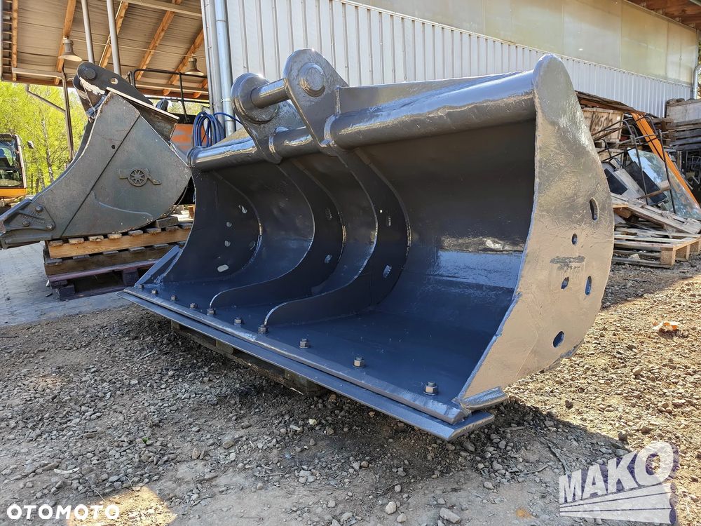 Łyżka skarpowa 210cm Miller fi 80 - 3