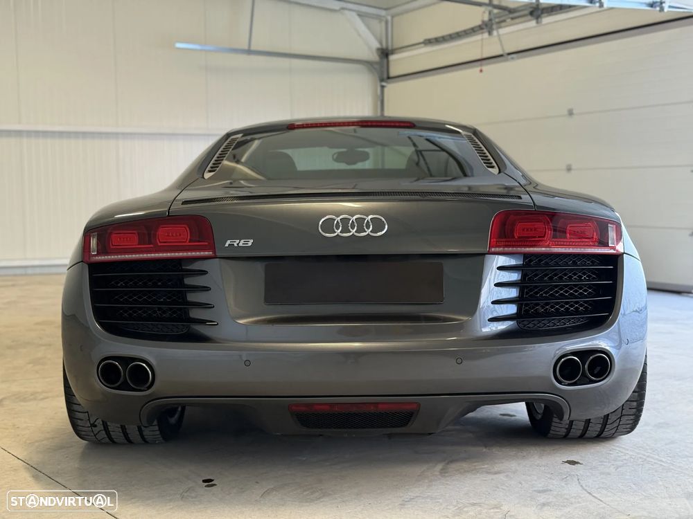 Audi R8 Coupé 4.2 FSI quattro R tronic - 15