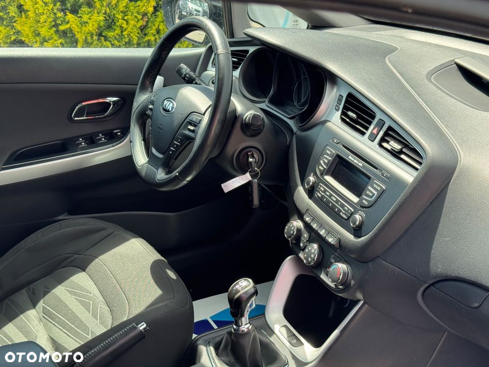 Kia Ceed 1.4 CVVT Attract plus - 32