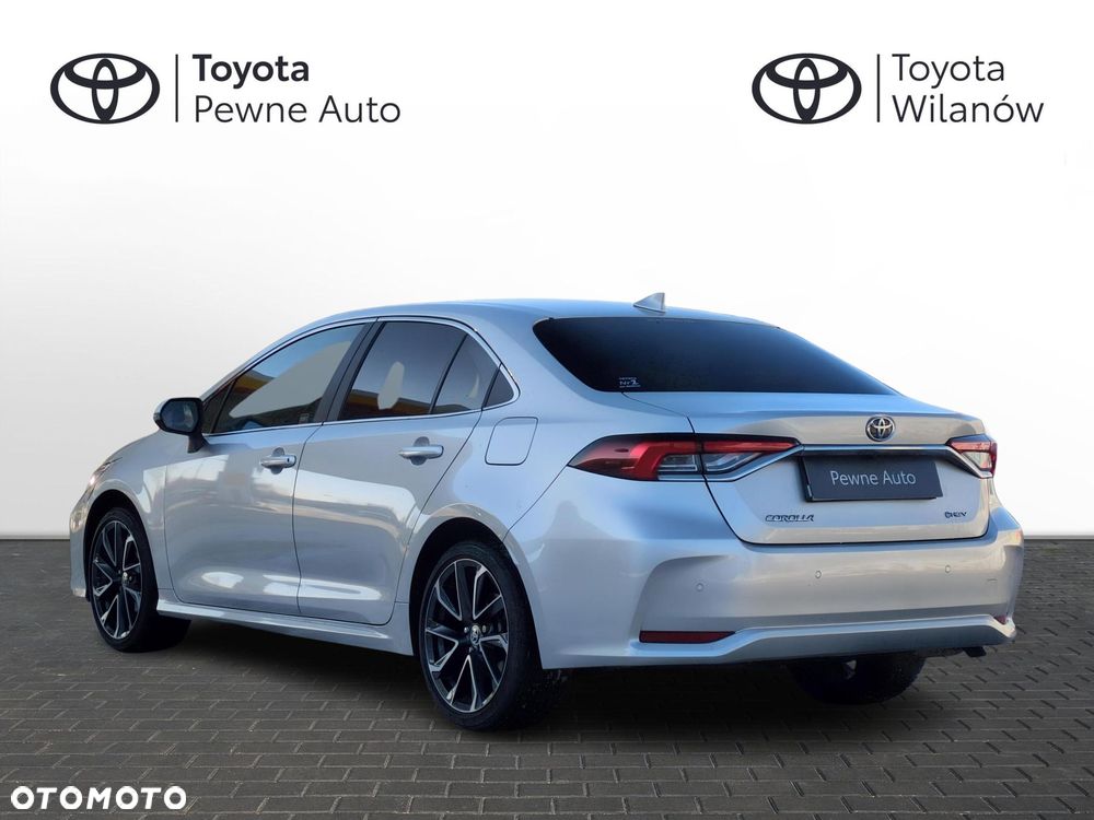 Toyota Corolla 1.8 Hybrid Executive - 3